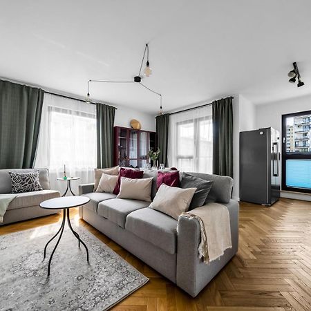 Skierniewicka Apt - Parking, Workspace, Balcony - By Rentujemy Varsóvia Exterior foto