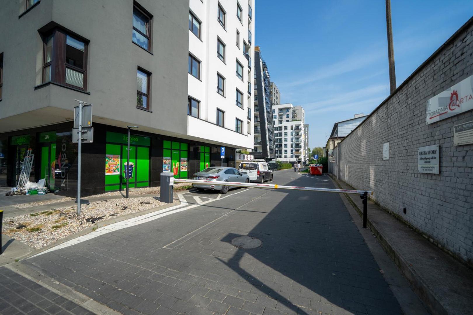 Skierniewicka Apt - Parking, Workspace, Balcony - By Rentujemy Varsóvia Exterior foto