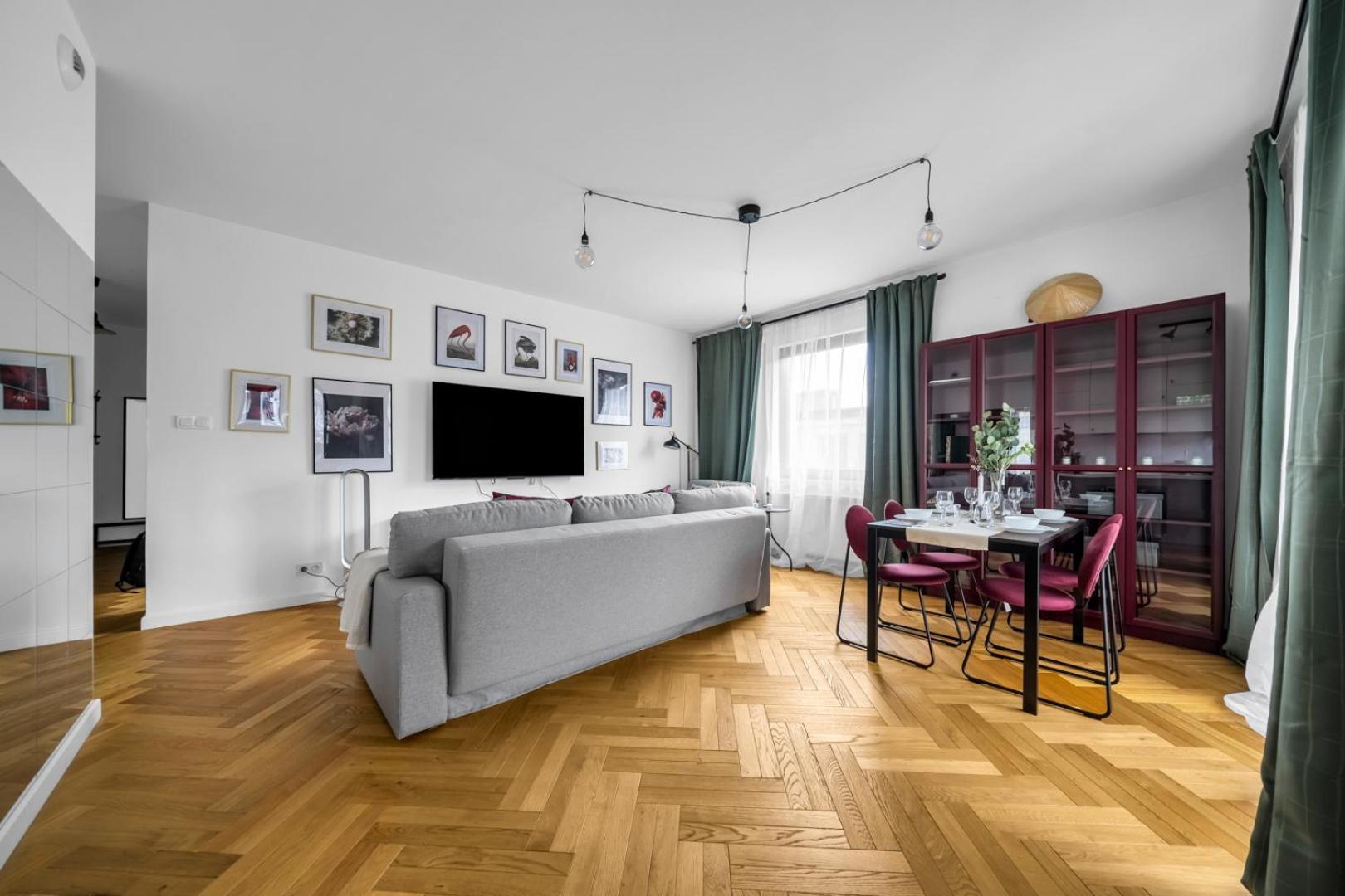 Skierniewicka Apt - Parking, Workspace, Balcony - By Rentujemy Varsóvia Exterior foto